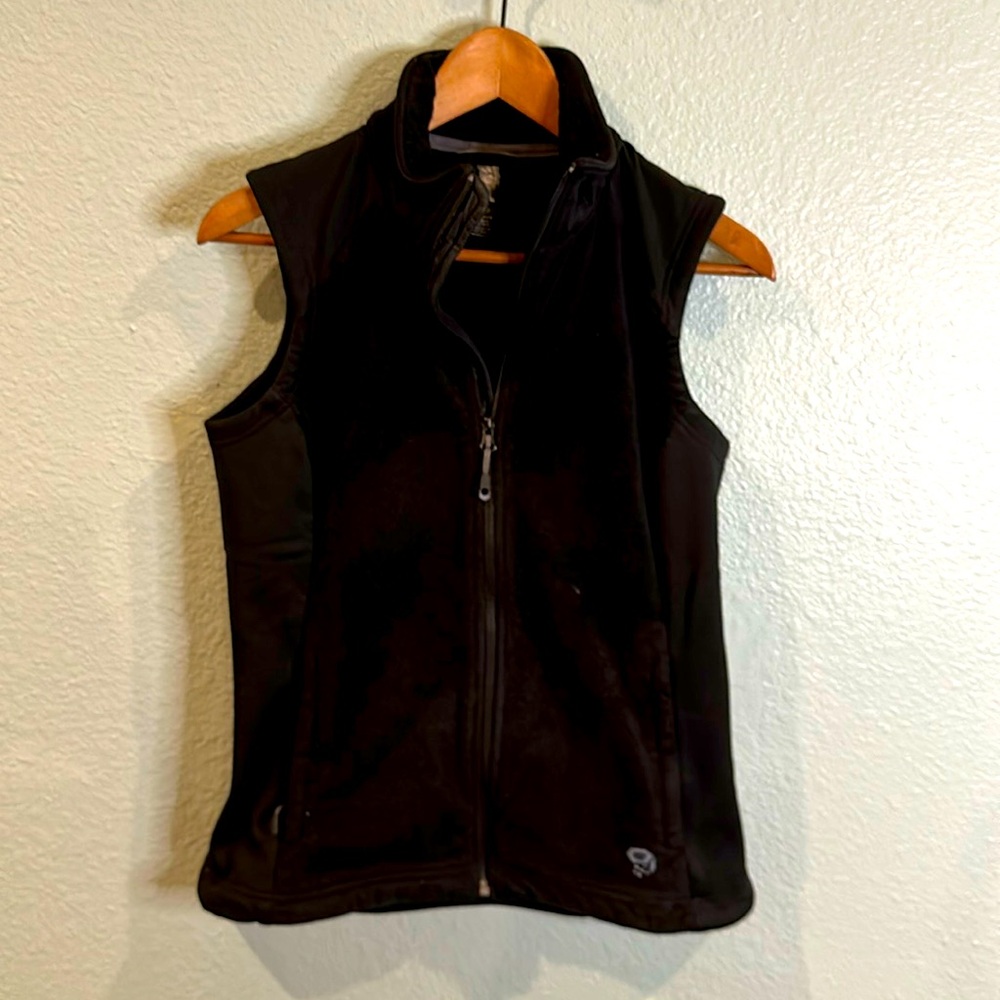 Mountain Hardware vest